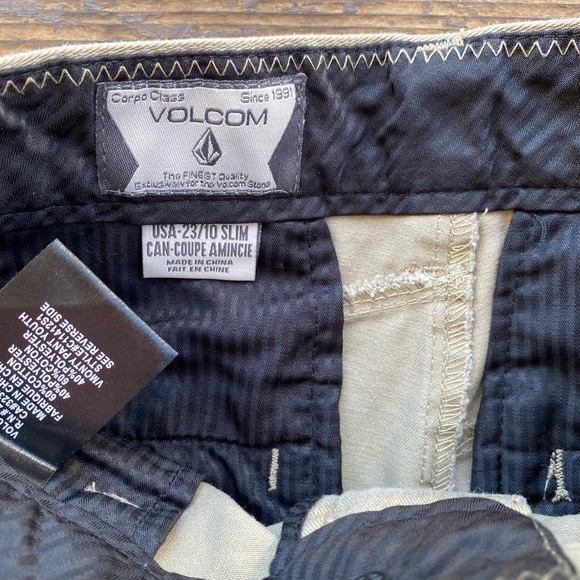 Volcom vorta 10 slim chino khaki straight leg pants skater - Picture 2 of 3